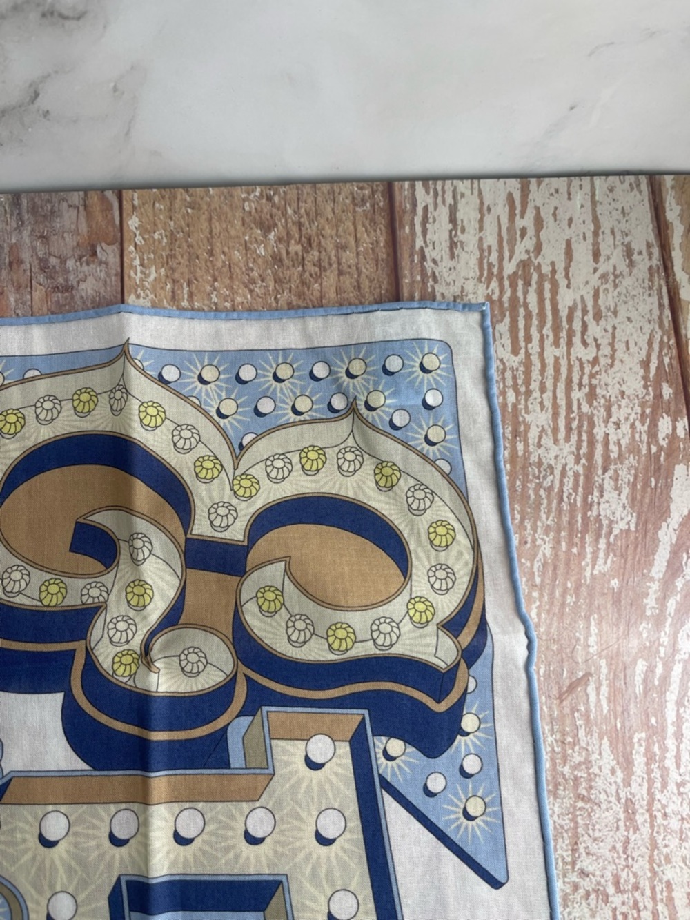 Hermes Electrique 45cm Silk Scarf - Dimitri Rybaltchenko Like New Authentic - Picture 7 of 14